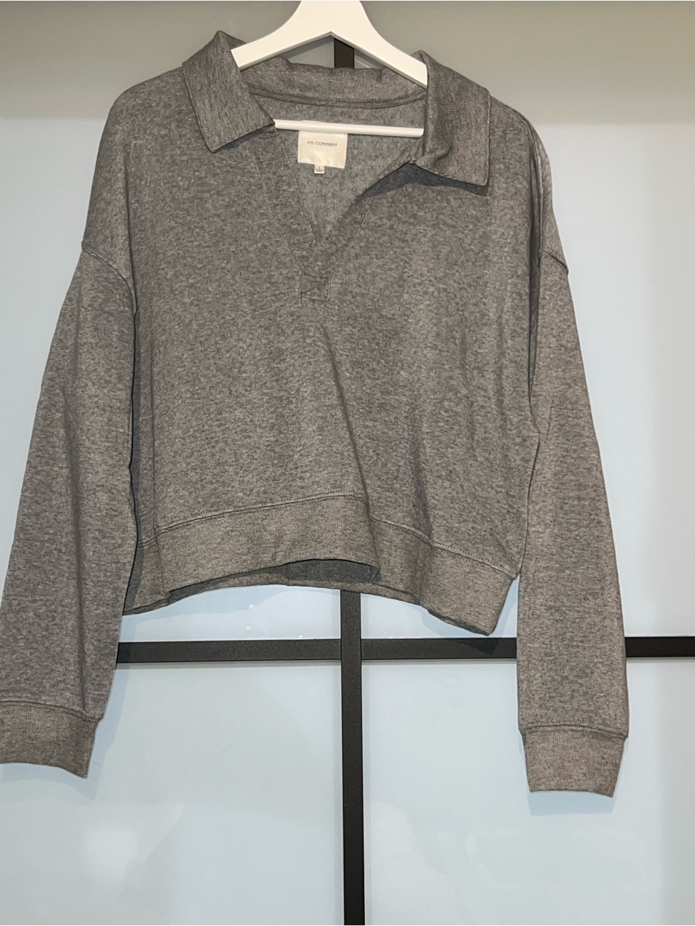 Women’s Gray V-Neck Jacket/ Sweatshirt Size L